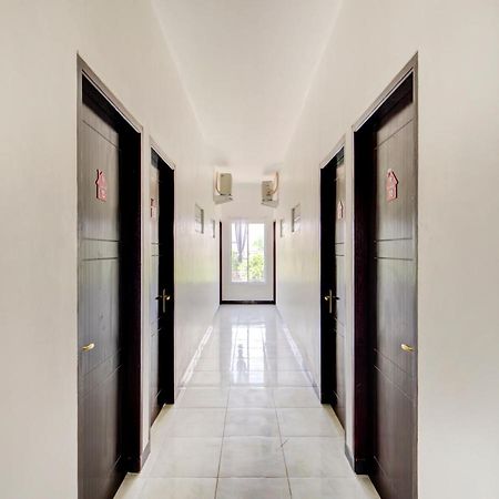 Oyo Life 3987 Kost Aditya Surabaja Exteriér fotografie