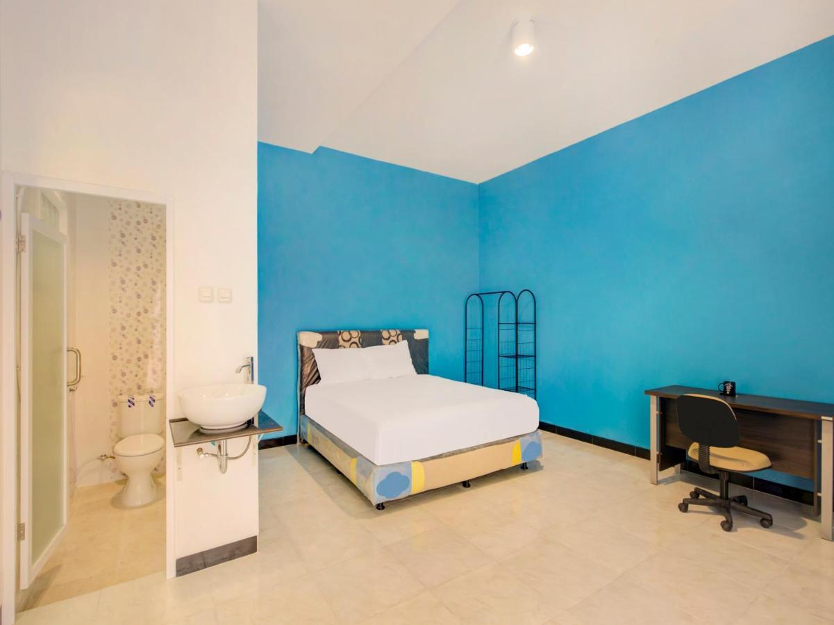 Oyo Life 3987 Kost Aditya Surabaja Exteriér fotografie