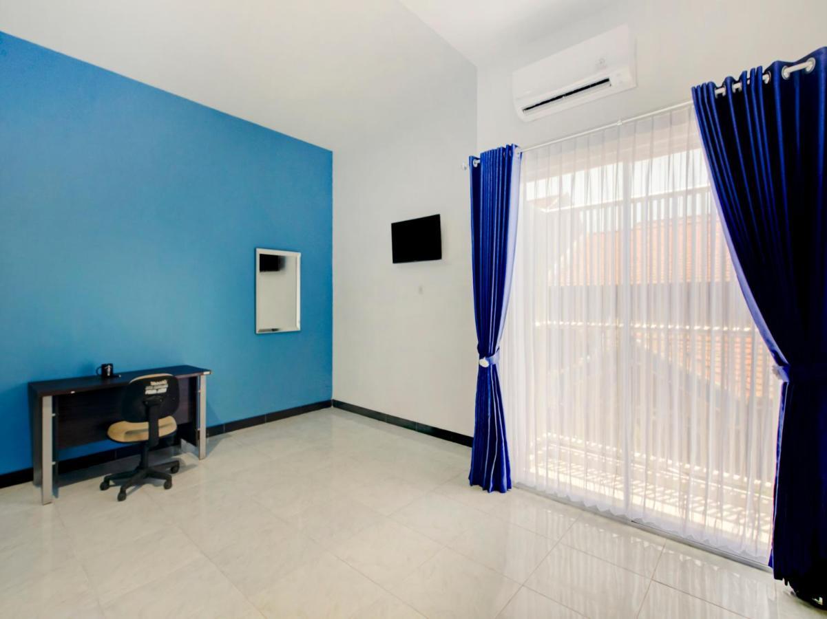 Oyo Life 3987 Kost Aditya Surabaja Exteriér fotografie